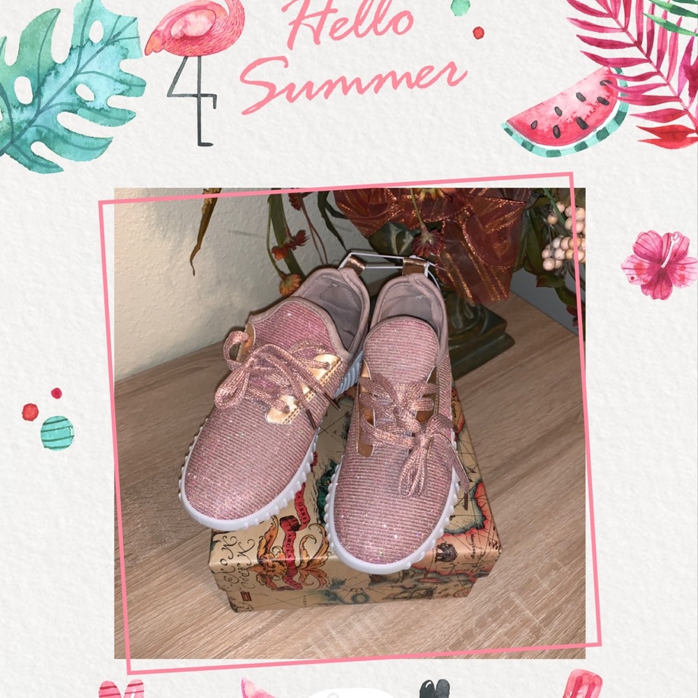 NWT Rose gold/pink glitter tennis shoes